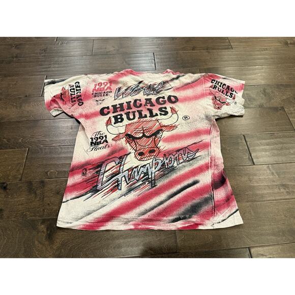 Vtg 90s Magic Johnson T’s Chicago Bulls All Over Print 1991 NBA Finals T-Shirt L - Picture 3 of 8